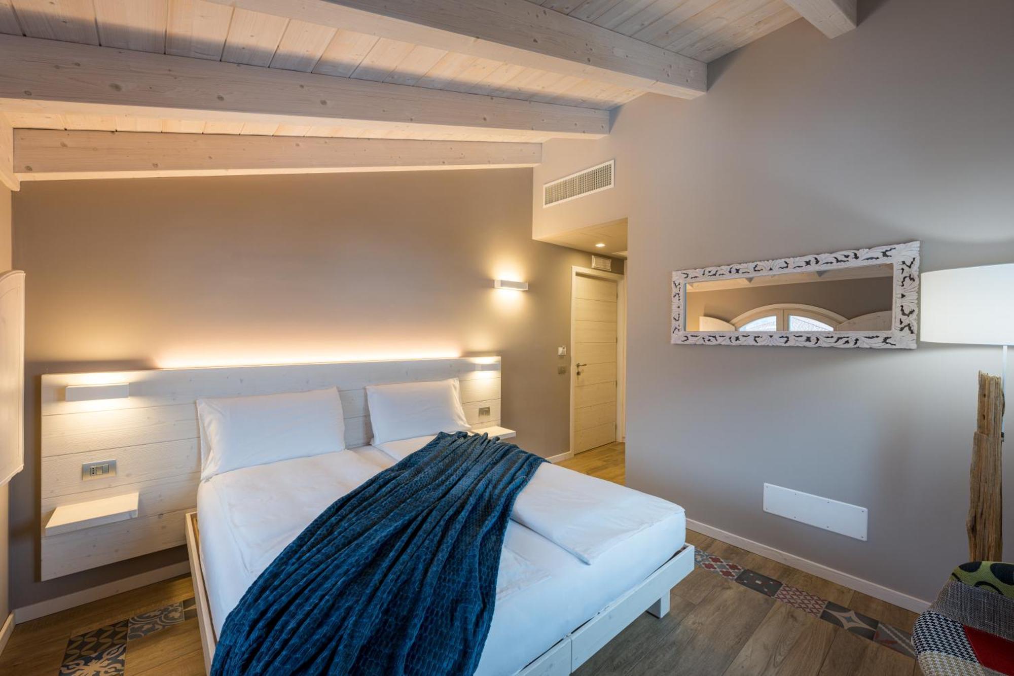 Bianco Hotel Primaluna Экстерьер фото