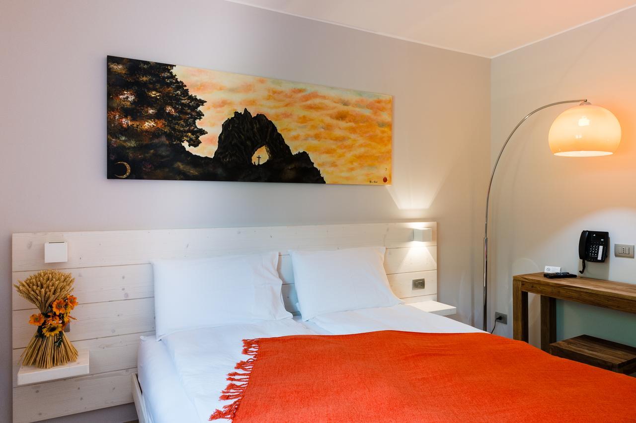Bianco Hotel Primaluna Экстерьер фото
